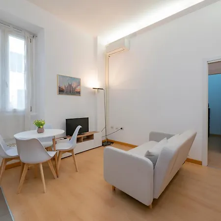 Apartamento Xenia - Spacious And Bright 15 Min From Duomo