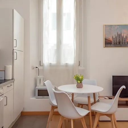 Apartamento Xenia - Spacious And Bright 15 Min From Duomo